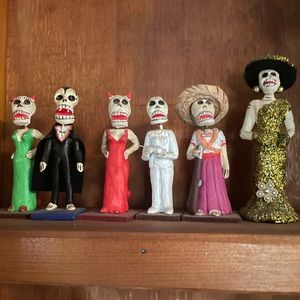 Day of the dead figurines!